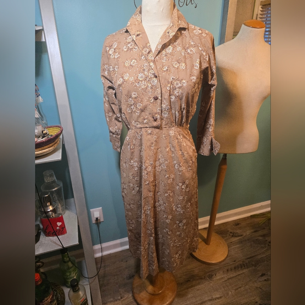 Timeless and Chic 1940's Floral Tan Cotton Day Dress